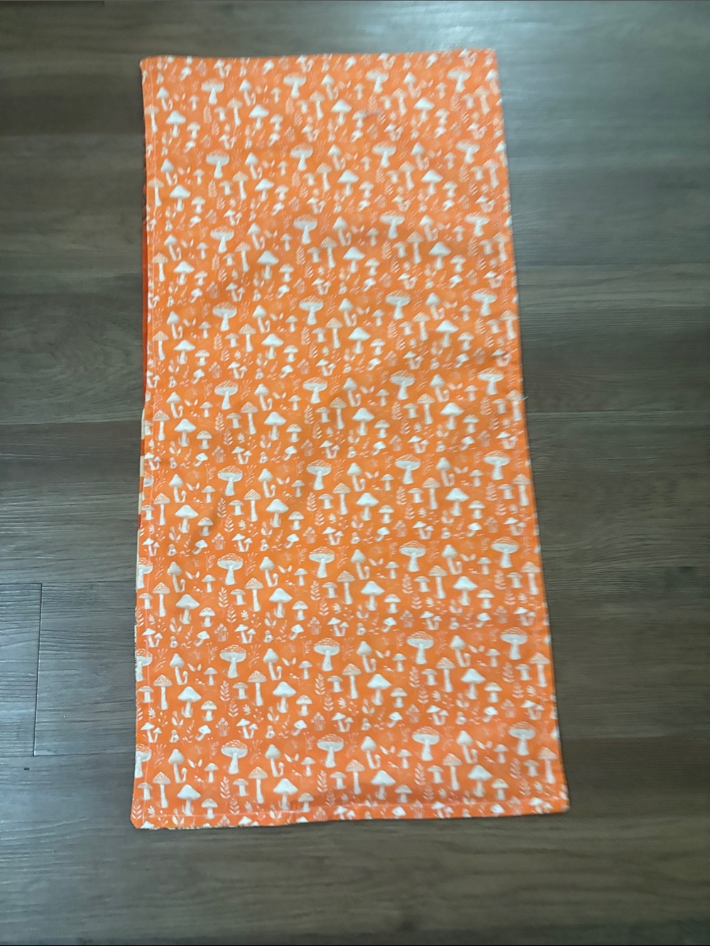 Fall Patchwork Table Runner in Orange and Cream handmade new 20x40 - Picture 6 of 6